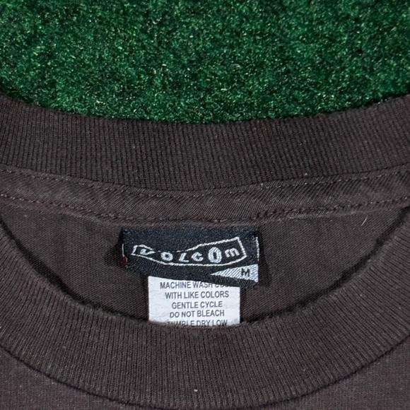 Vintage Y2K Volcom Surf Longsleeve T-Shirt - Picture 3 of 5